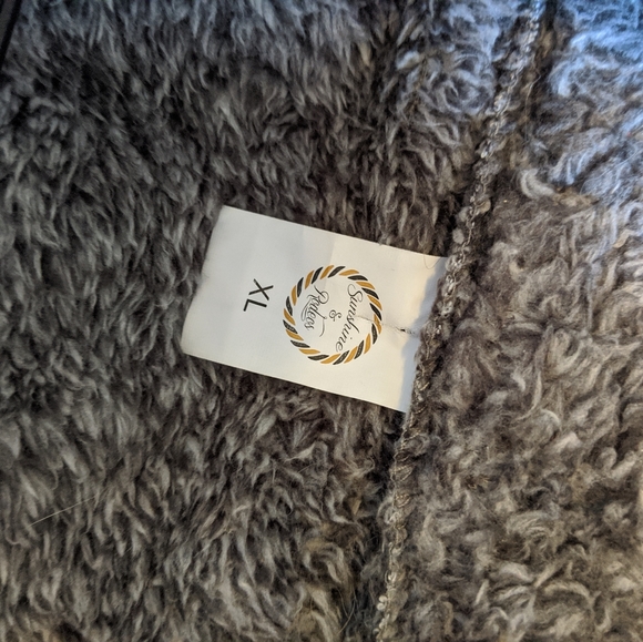 Thick pullover - Picture 4 of 6